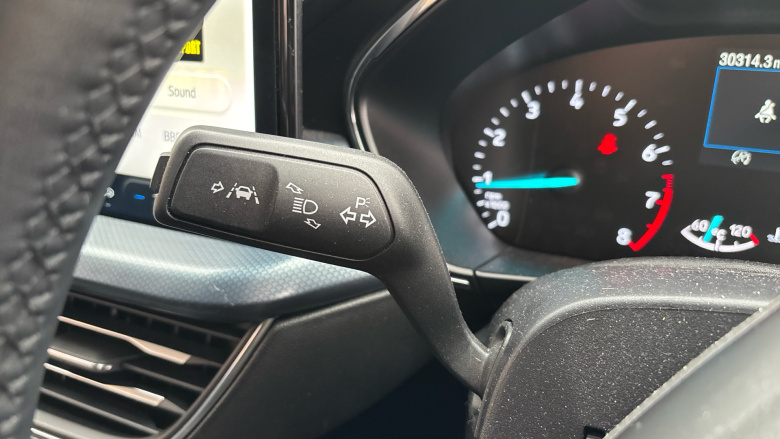 Ford Focus 1.0 EcoBoost Active 5dr Petrol Hatchback